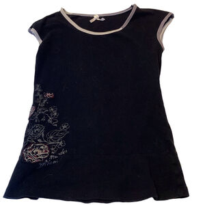 Vintage Y2K Black Floral Crewneck Tee